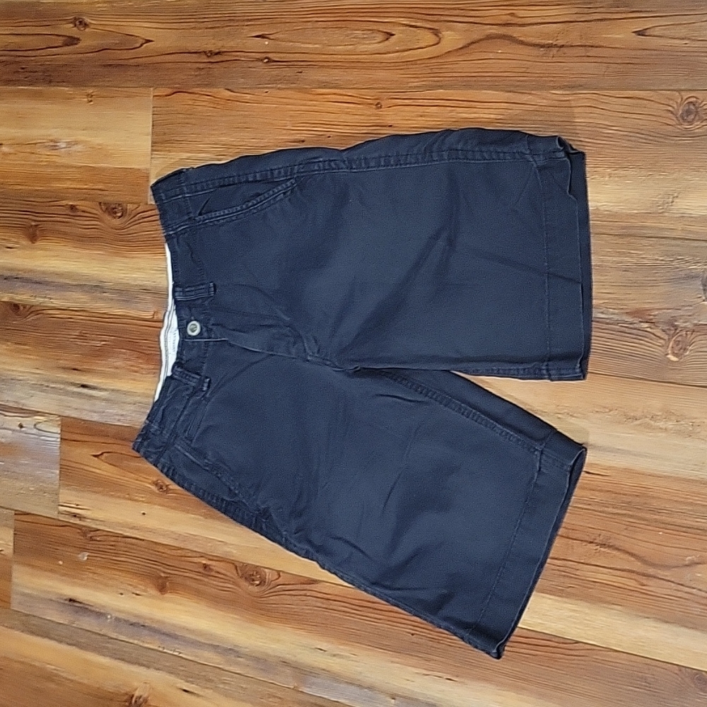 American eagle flat front short